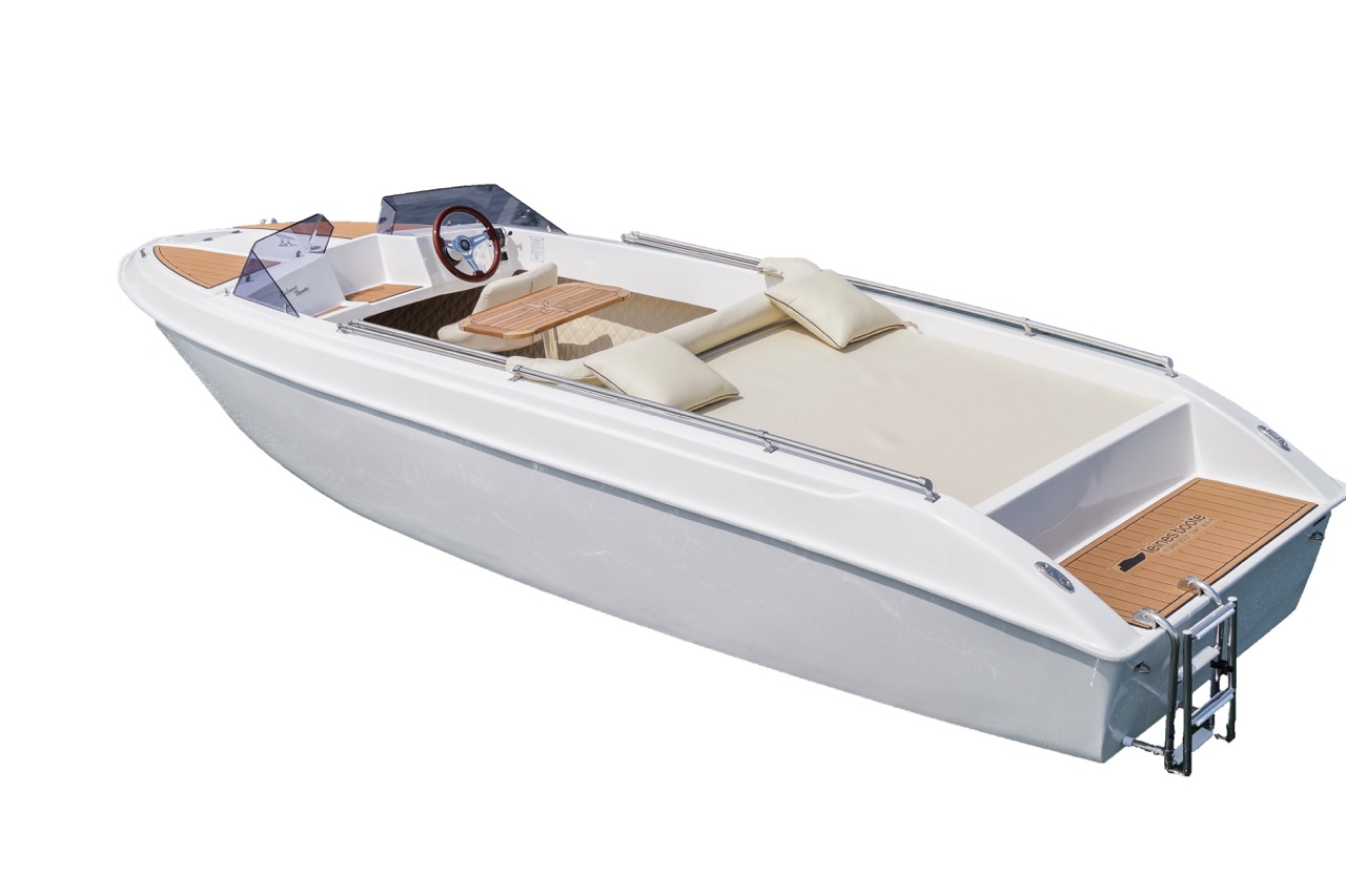 LEINES 560 Comfort electric boat